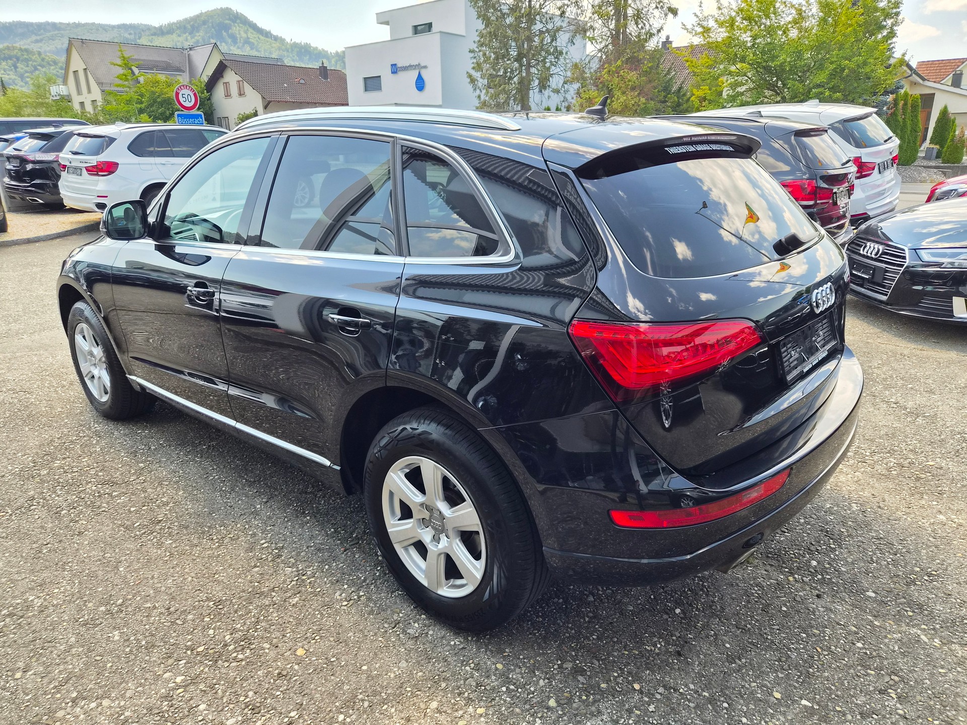 AUDI Q5 2.0 TDI quattro S-tronic-image-3