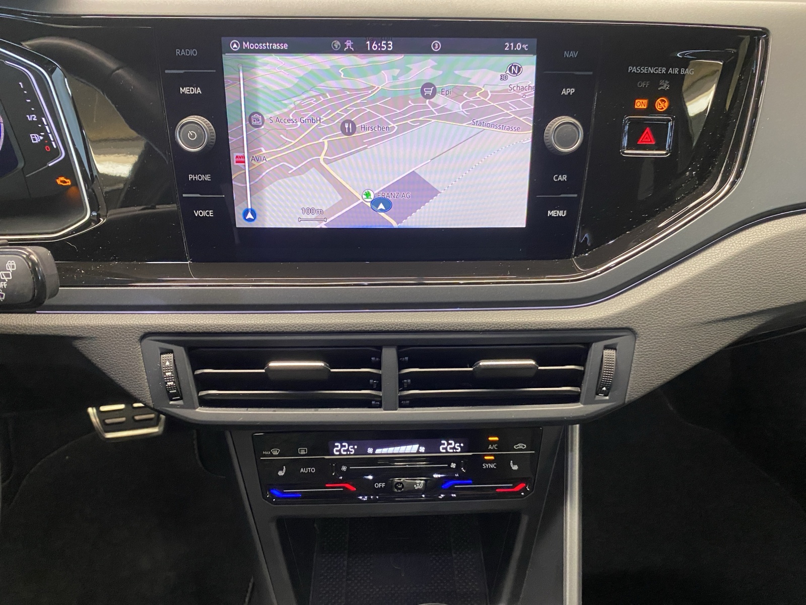 VW Taigo 1.5 TSI R-Line DSG-image-10