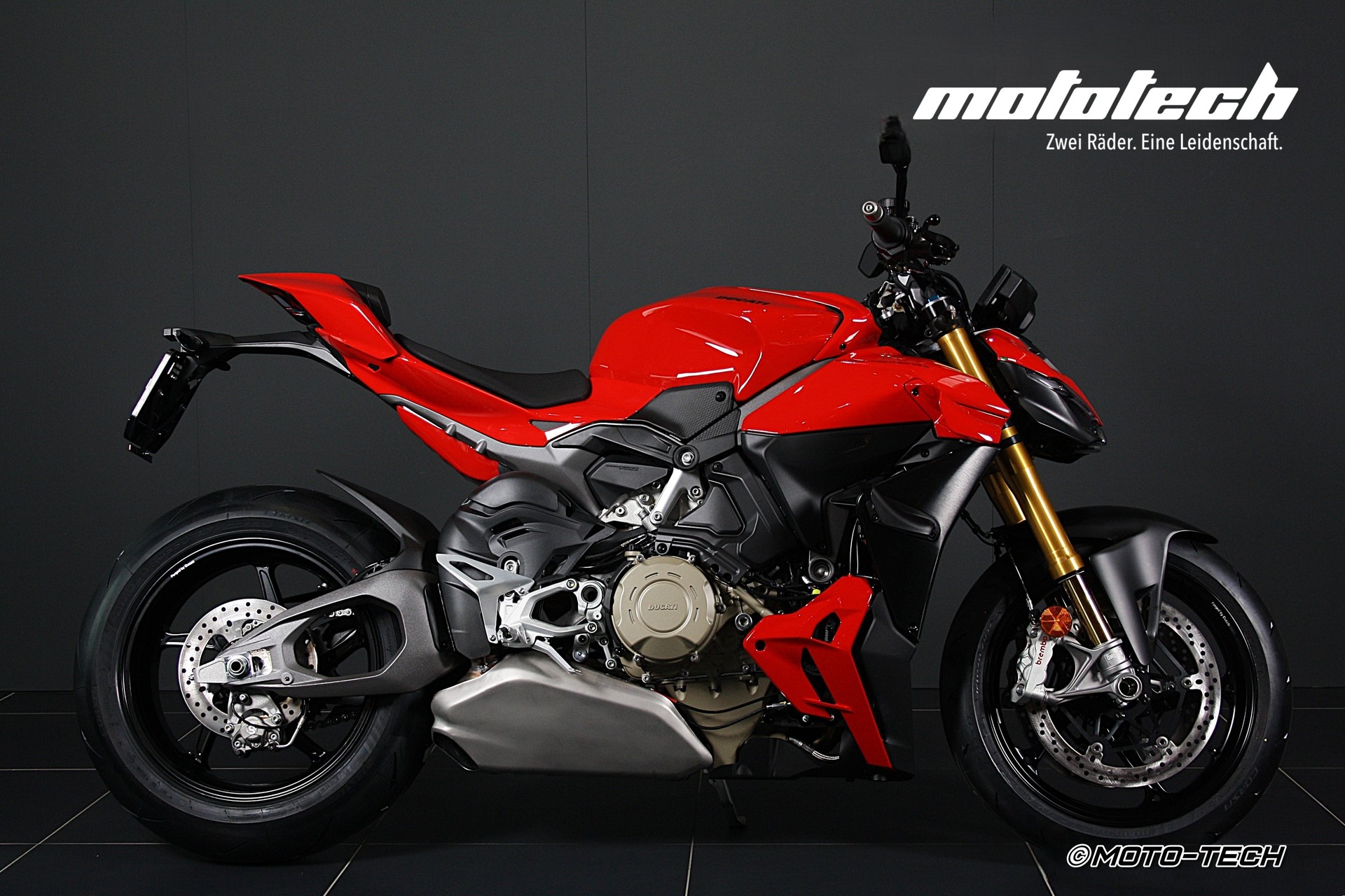 DUCATI Streetfighter V4 S / 4 JAHRE GARANTIE-showroom-element-2