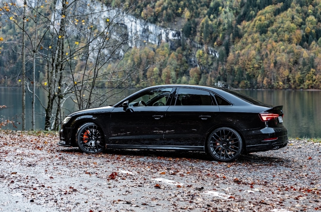 AUDI Limousine-image-4
