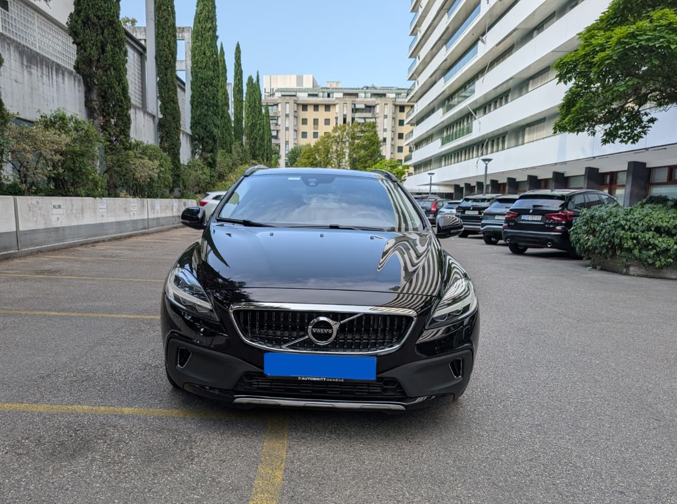 VOLVO 2.0 T4 Ocean Race AWD S/S-image-2
