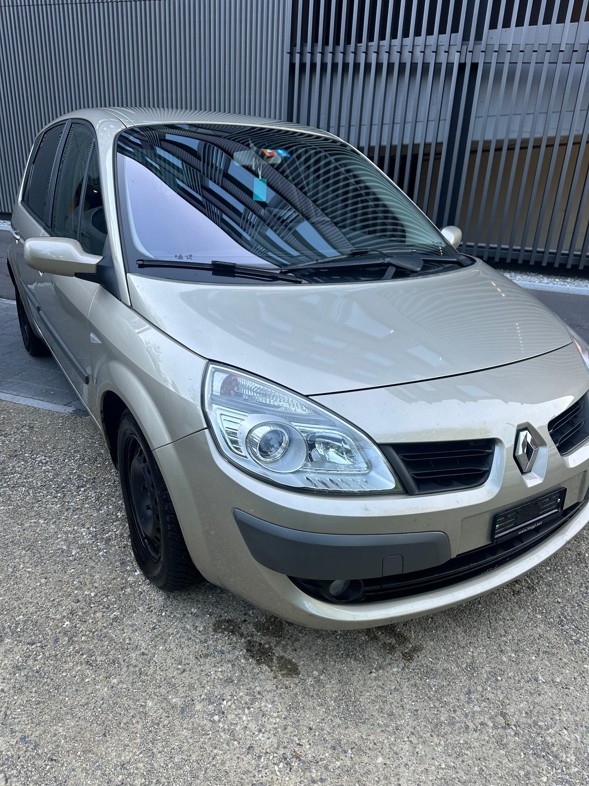 RENAULT Scénic 2.0 16V Expression-image-1