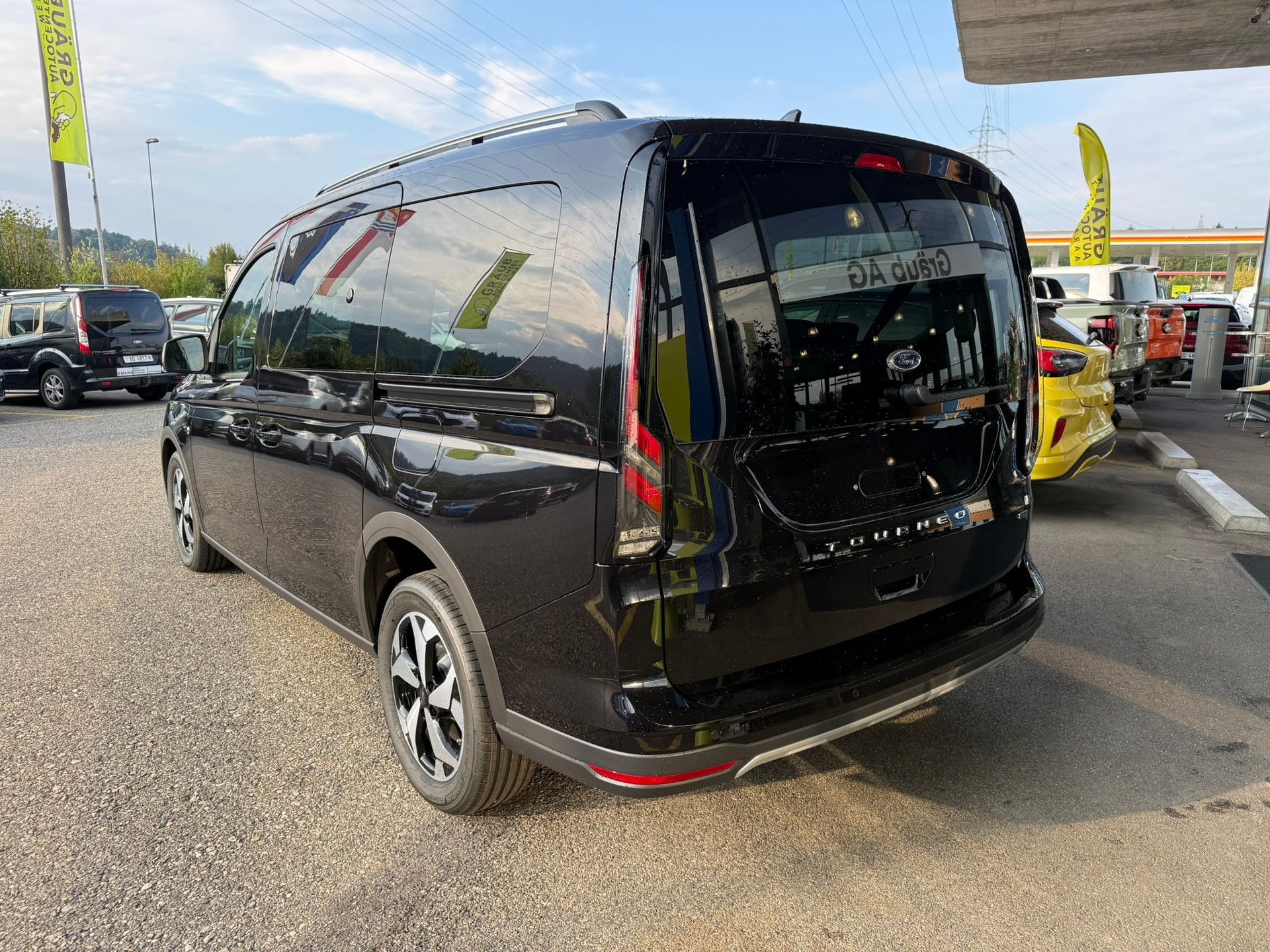 FORD Grand Tourneo Connect 1.5 PHEV Active Automat-image-4