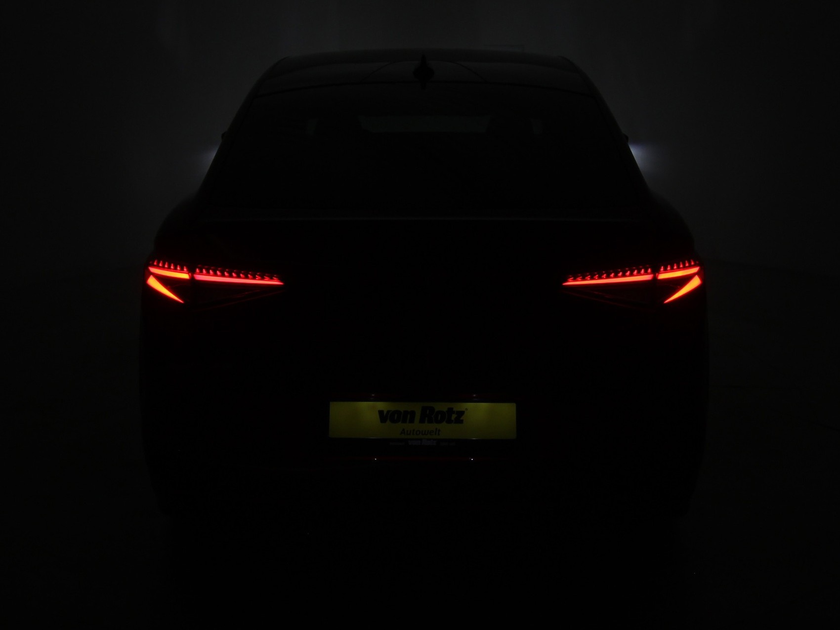 SKODA Enyaq iV Coupé RS MAXX 80 4x4 Suite-image-3
