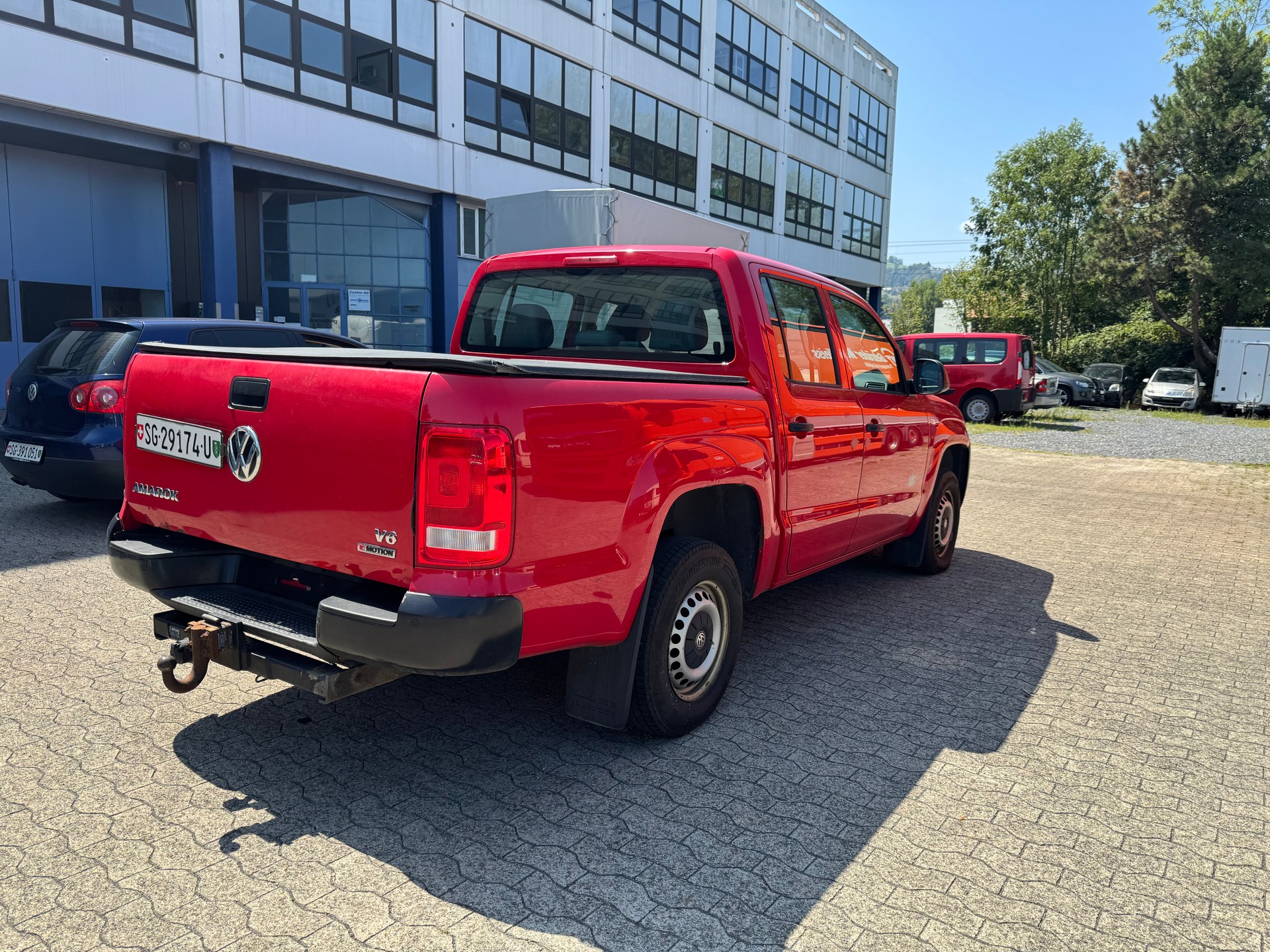 VW Amarok 3.0TDI Trendline 4Motion-image-3
