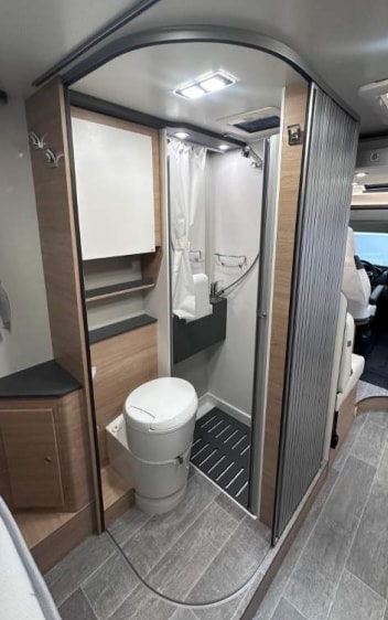 GIOTTILINE Compact CX 69 Premiere Edition "Queensbett" Neuheiten 2027-image-9