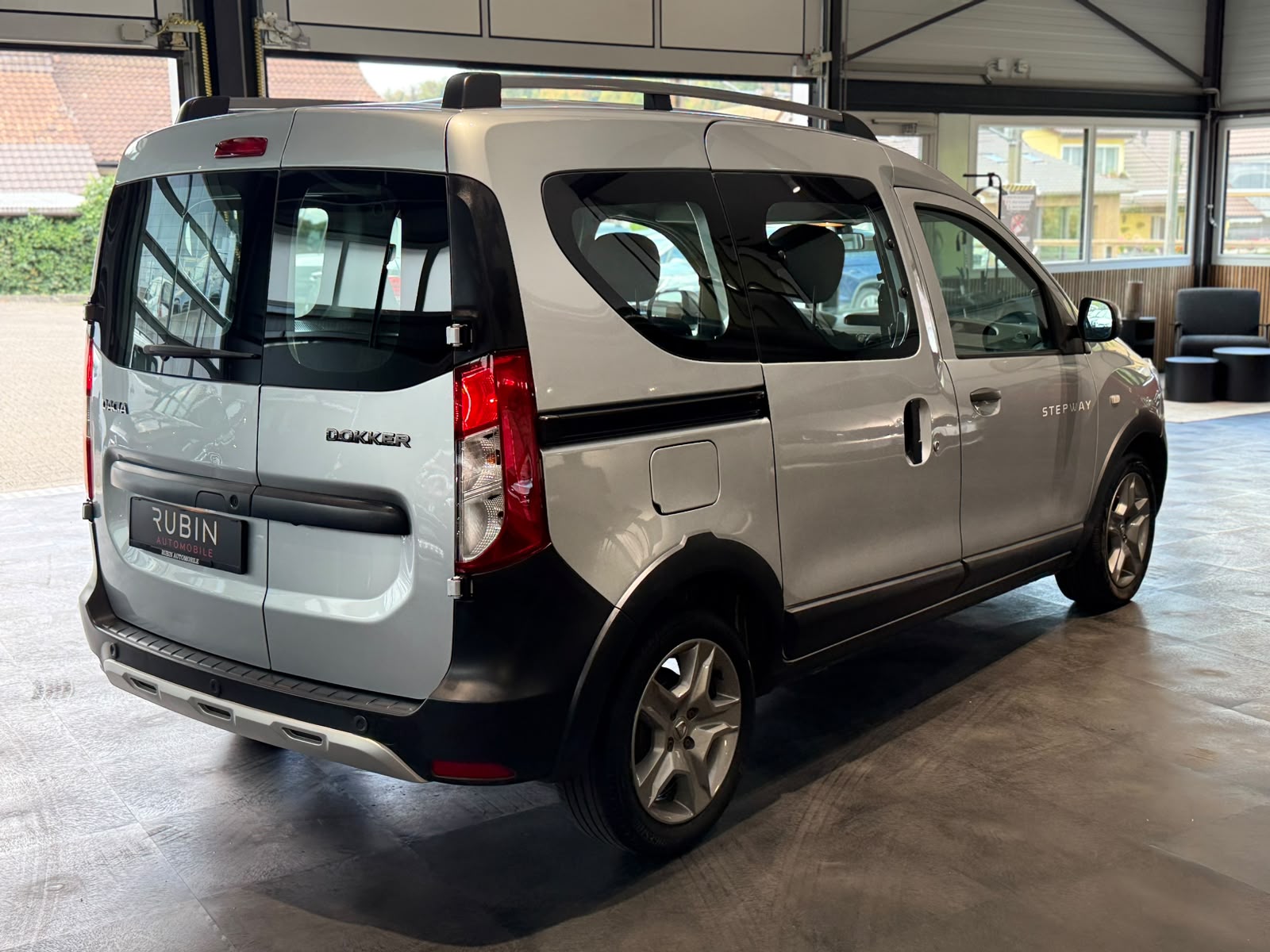 DACIA Dokker TCE 130 16V Stepway-image-5