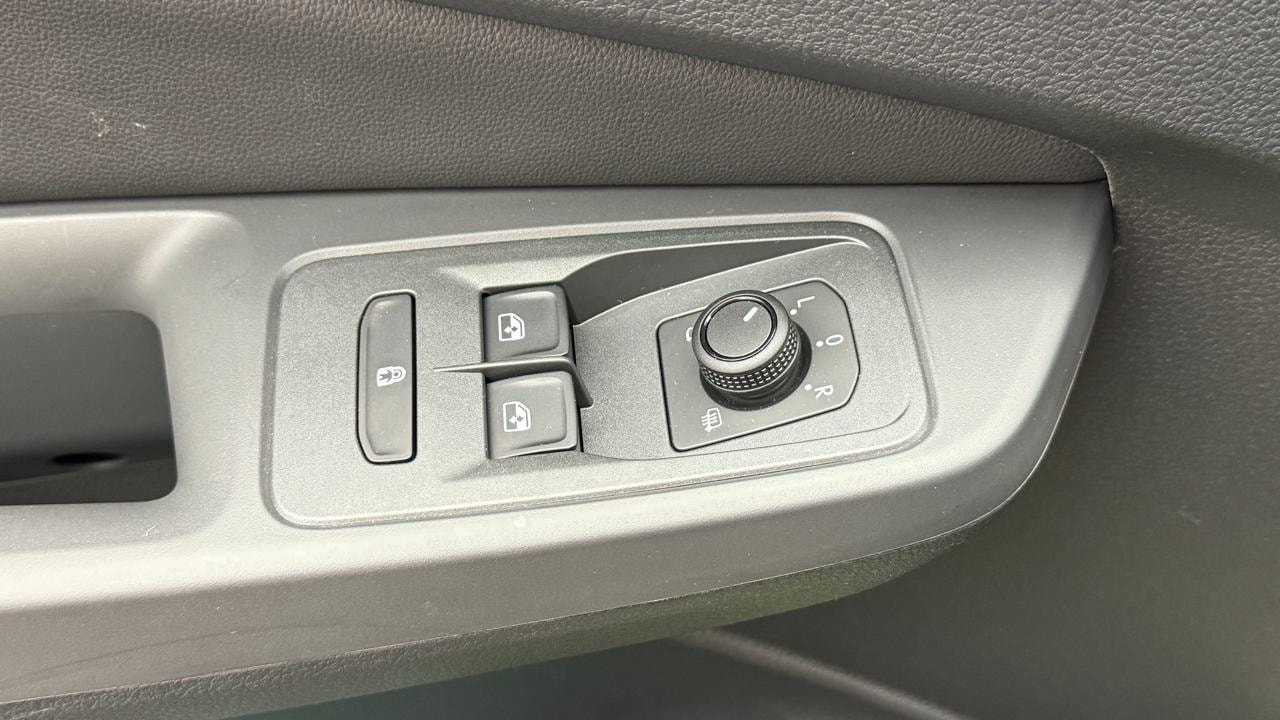 VW Caddy 1.5 TSI Plug in Hybrid Style DSG-image-8