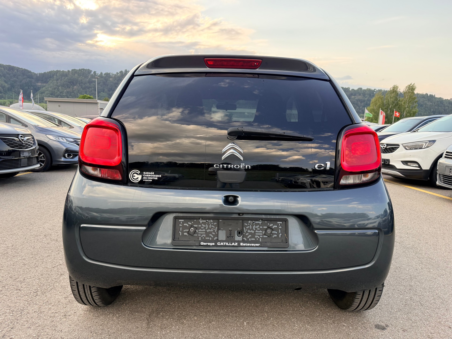 CITROEN C1 1.2 VTi Feel Edition Airscape-image-9