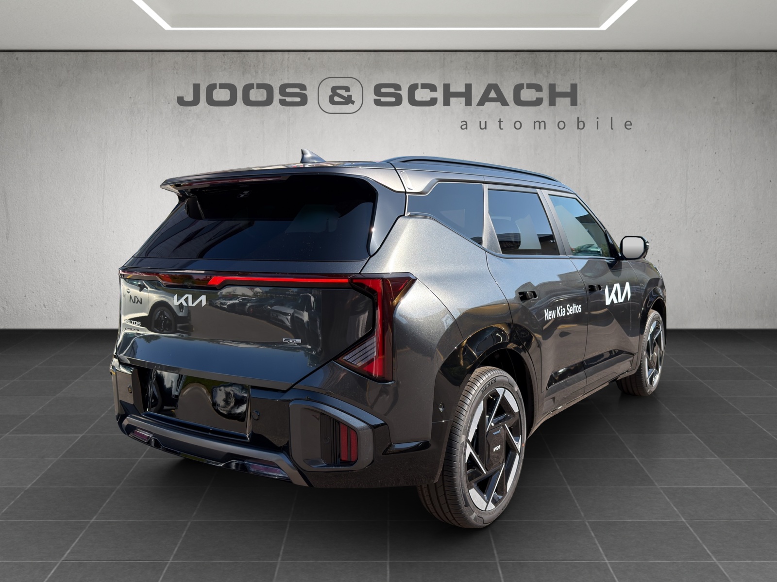 KIA Seltos 1.6 T-GDi GT-Line-image-4