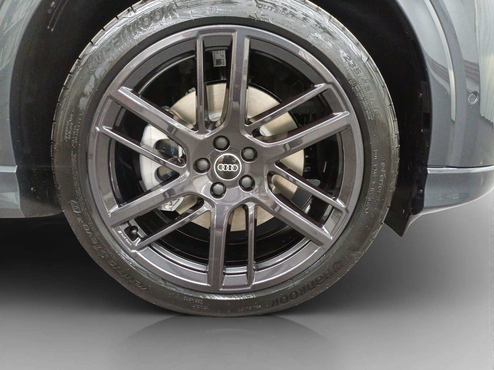 AUDI Q4 e-tron SUV quattro performance-image-14