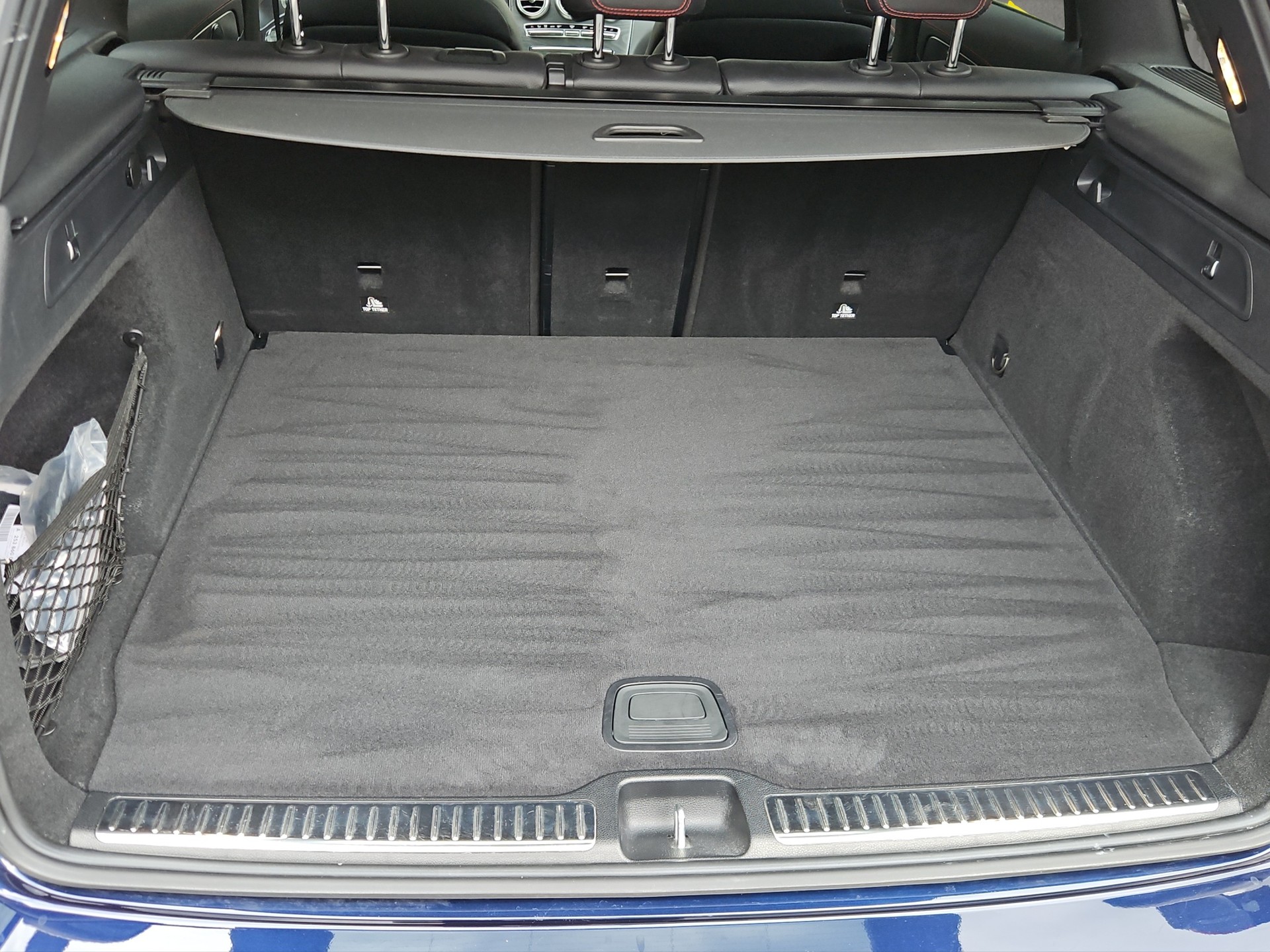 MERCEDES-BENZ GLC 300 d AMG Line 4m-image-13