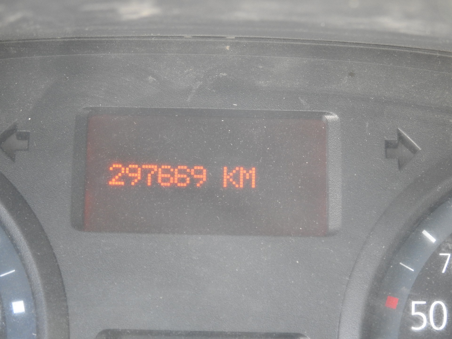 RENAULT Trafic 2.5 dCi 2.9t L1H1-image-19