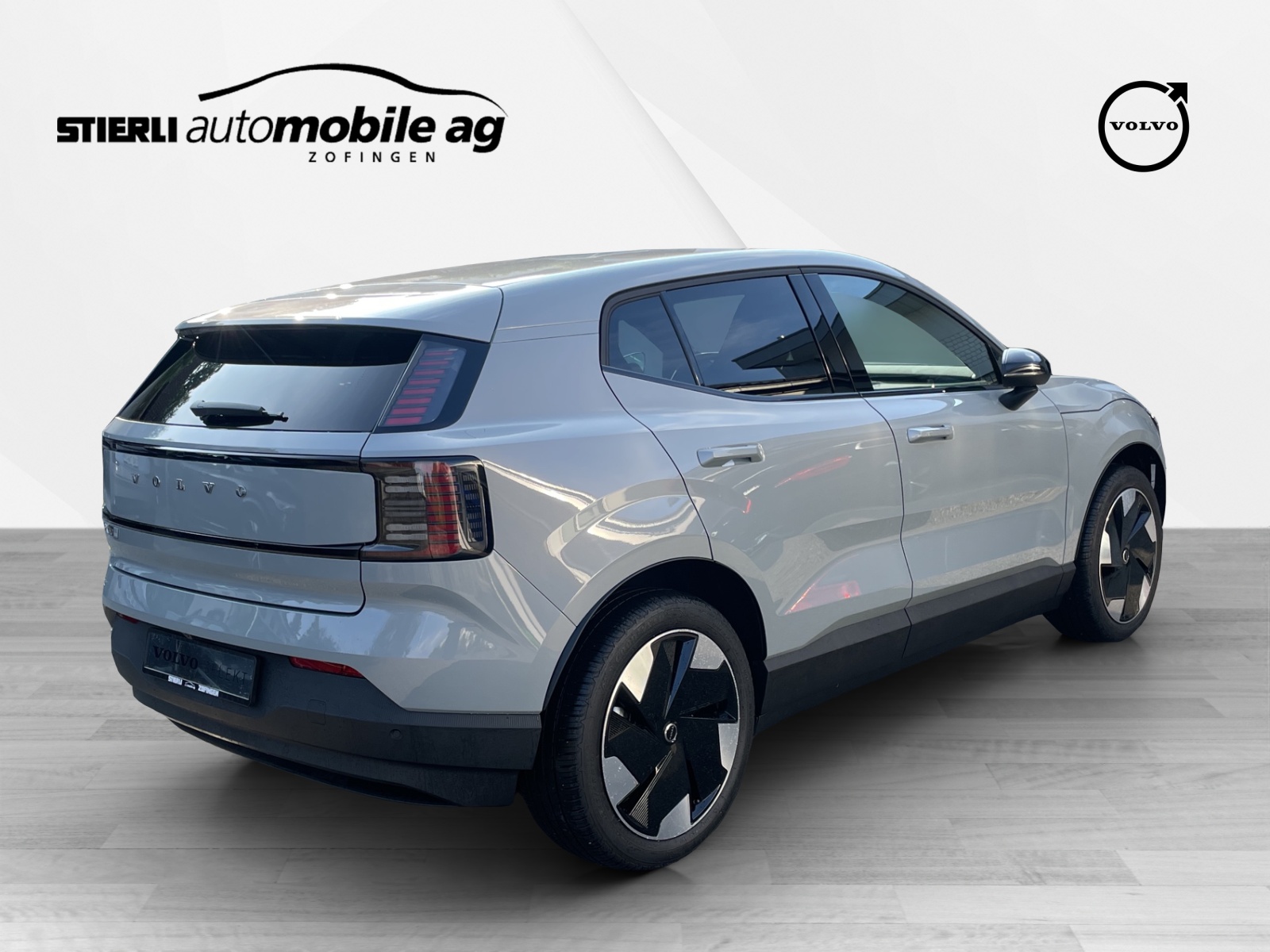 VOLVO EX 30 E60 Plus-image-4