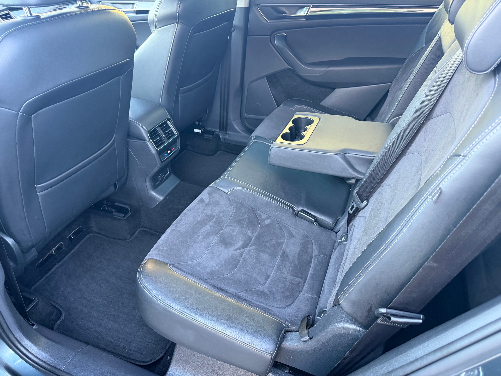 SKODA Kodiaq 2.0 TSI Style DSG 4x4-image-9