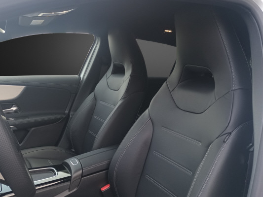 MERCEDES-BENZ A 220 d 8G-DCT-image-6
