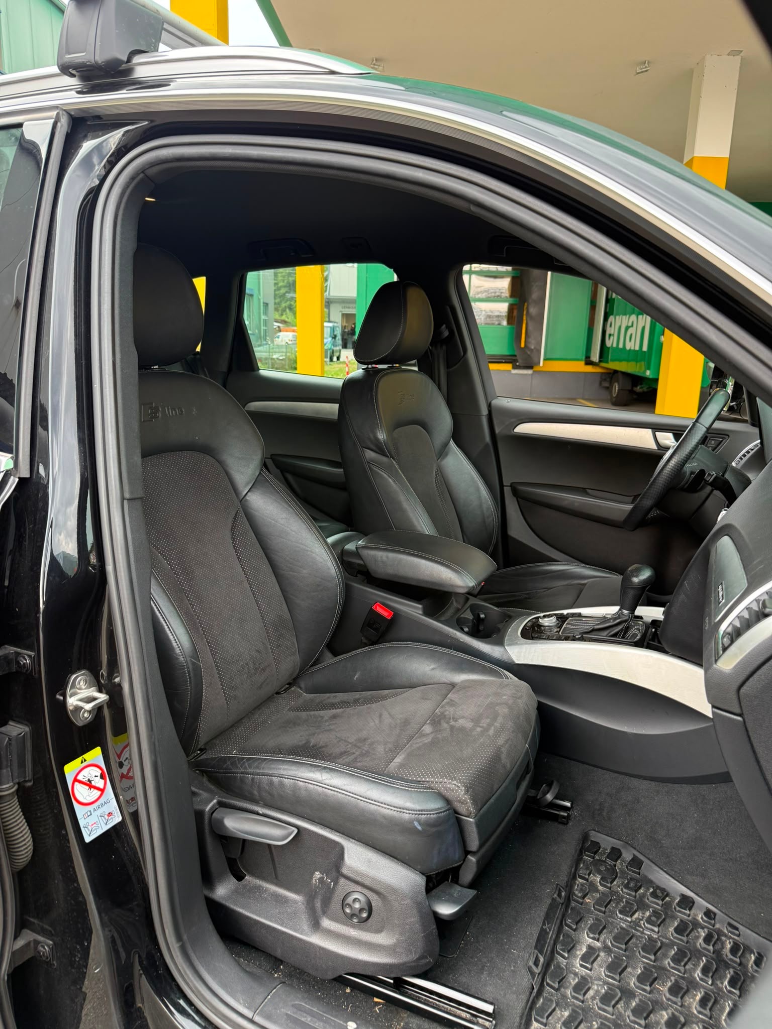 AUDI Q5 3.0 TDI quattro S-tronic-image-13
