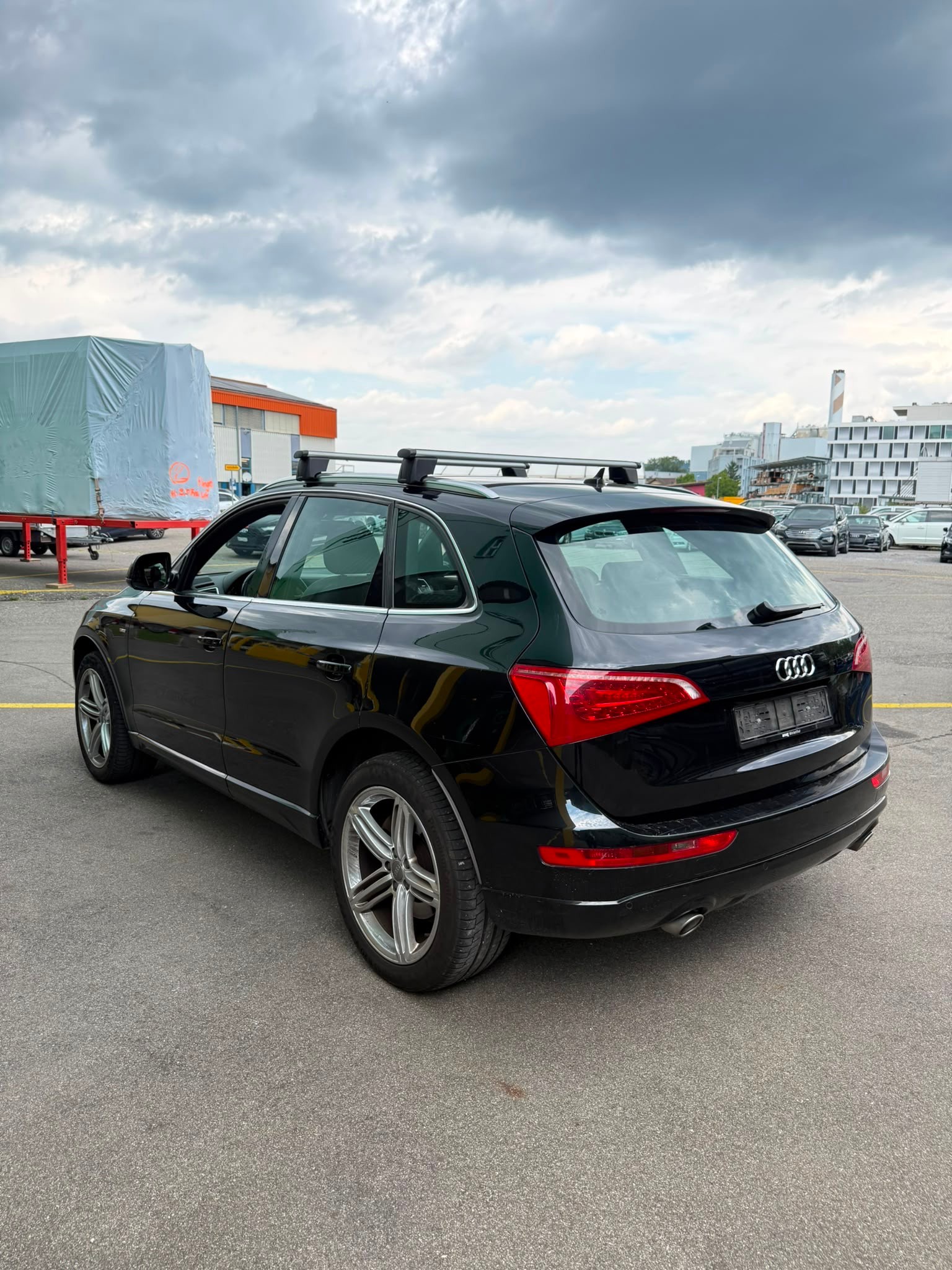 AUDI Q5 3.0 TDI quattro S-tronic-image-4