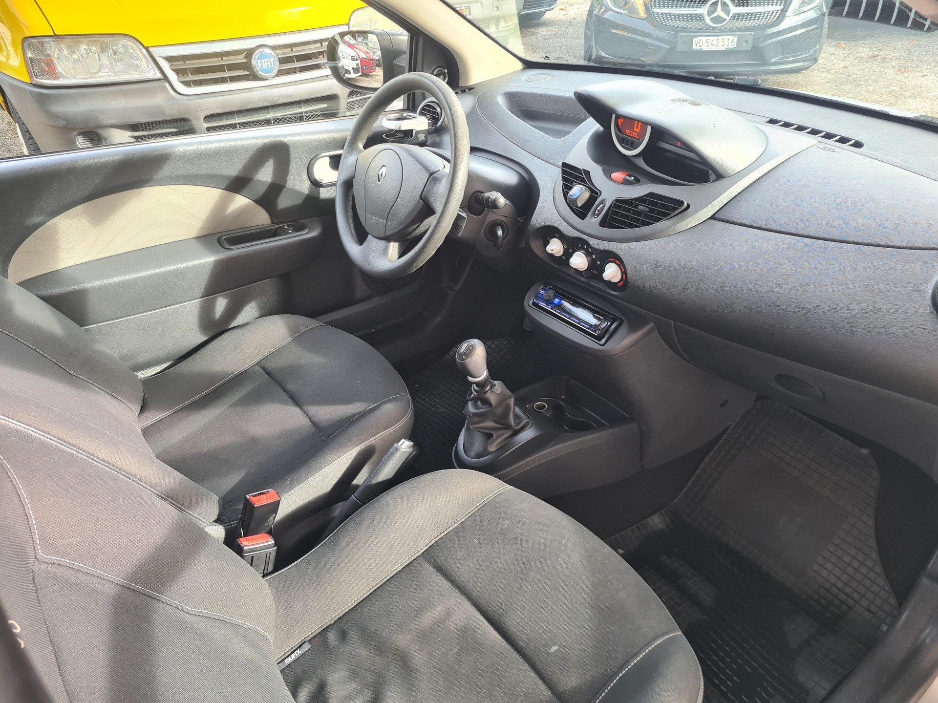 RENAULT Twingo 1.2 16V Expression-image-7