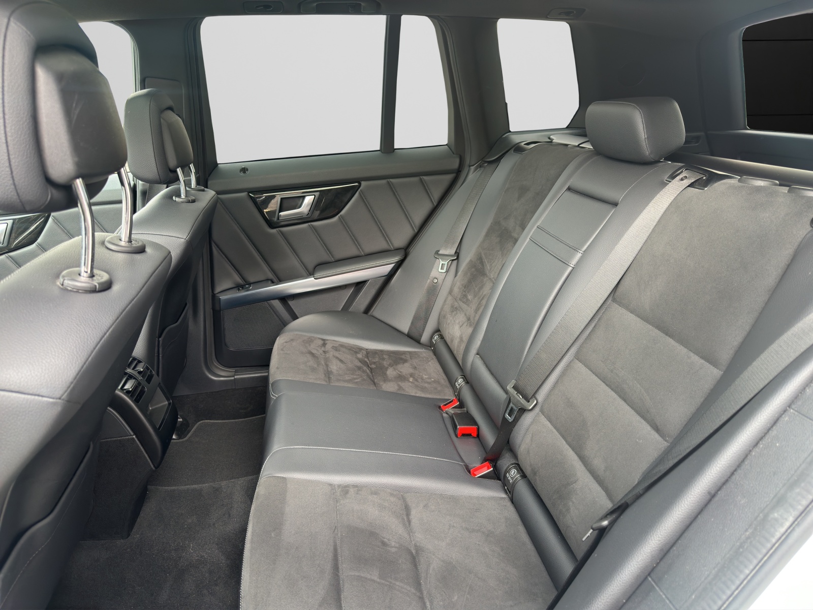 MERCEDES-BENZ GLK 250 BlueTEC 4Matic-image-12