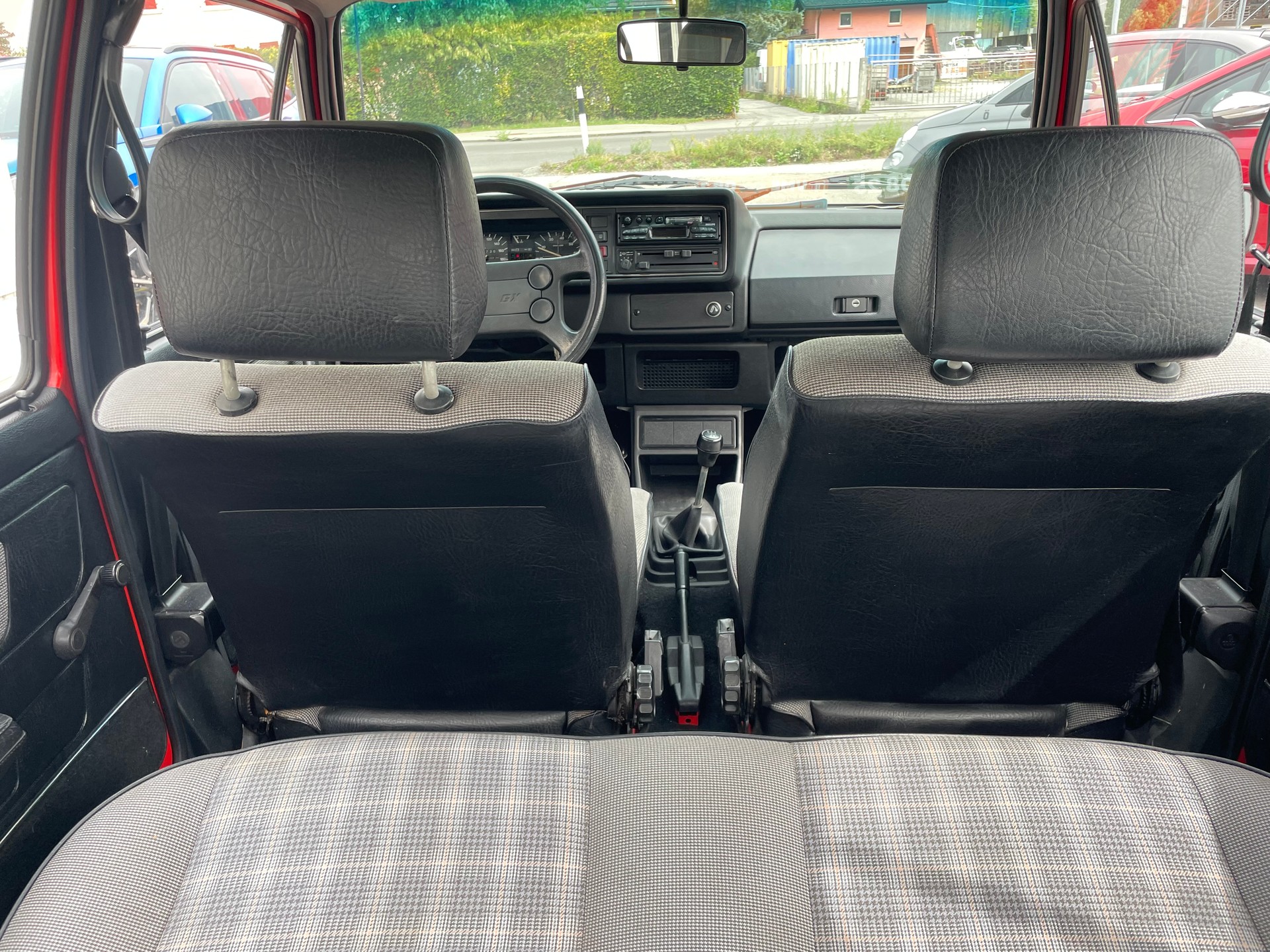 VW Golf 1300 C-image-5