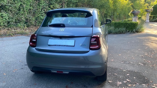 FIAT 500 La Prima Berlina Elektro-image-4