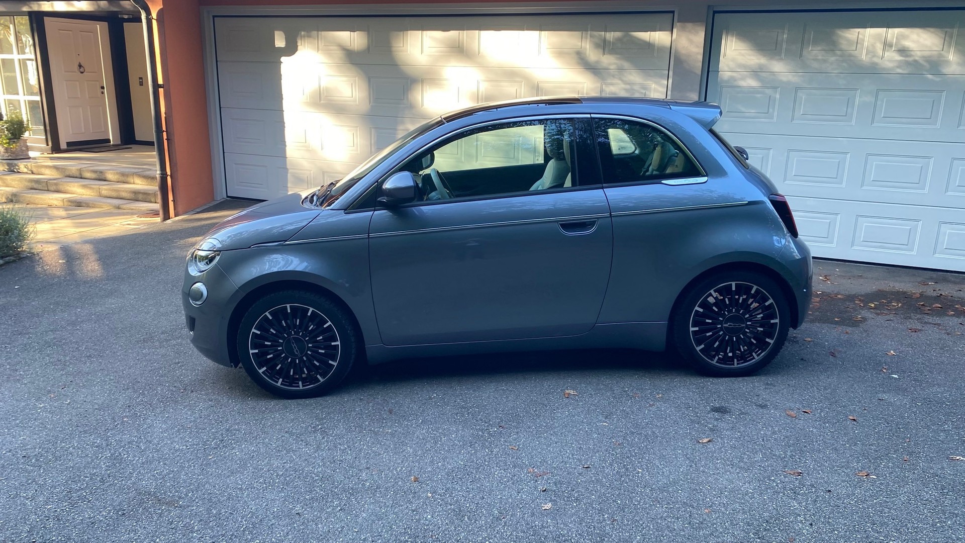 FIAT 500 La Prima Berlina Elektro-image-2