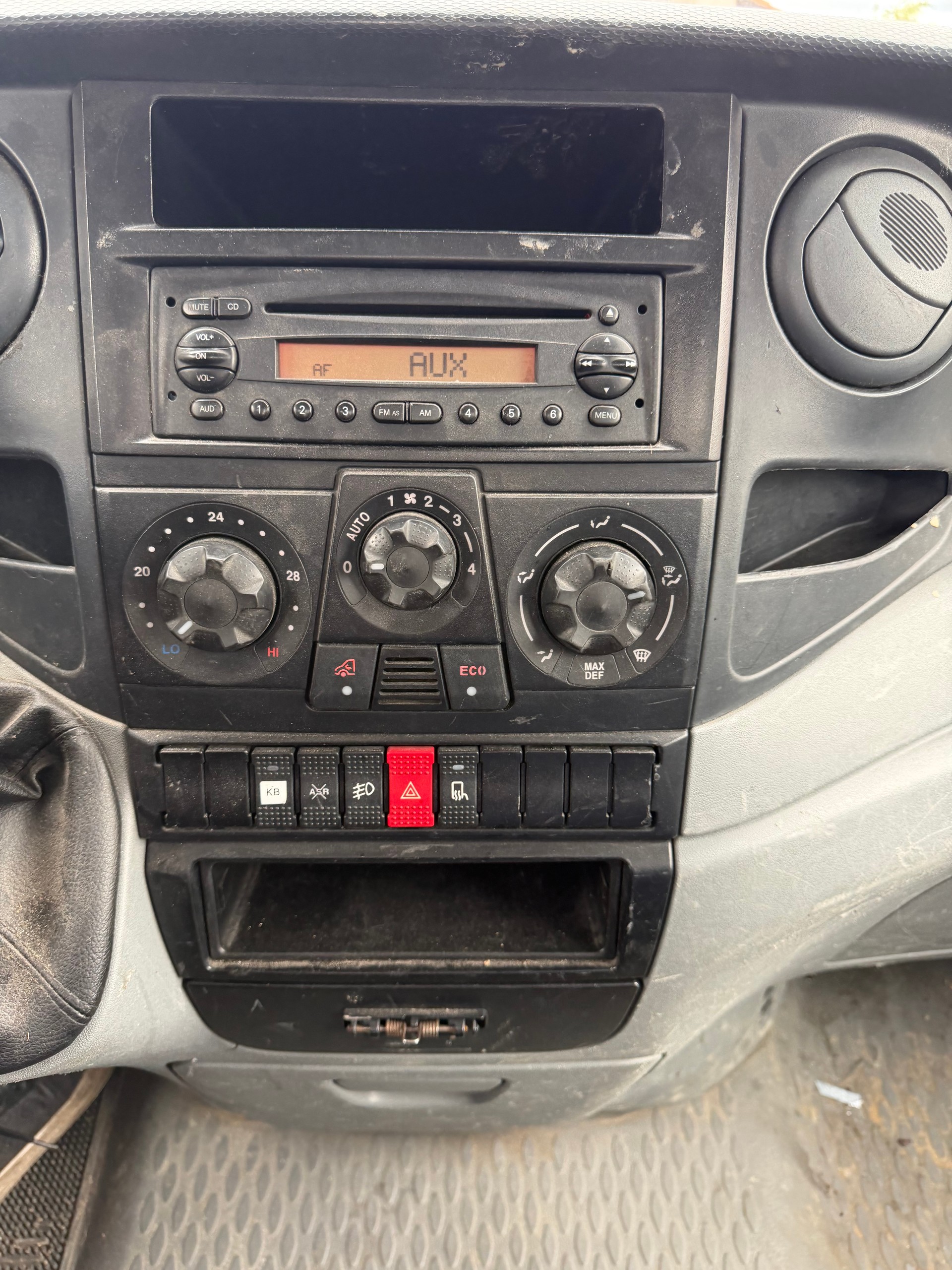 IVECO 35 S 14 GBCA15A1B1-image-3