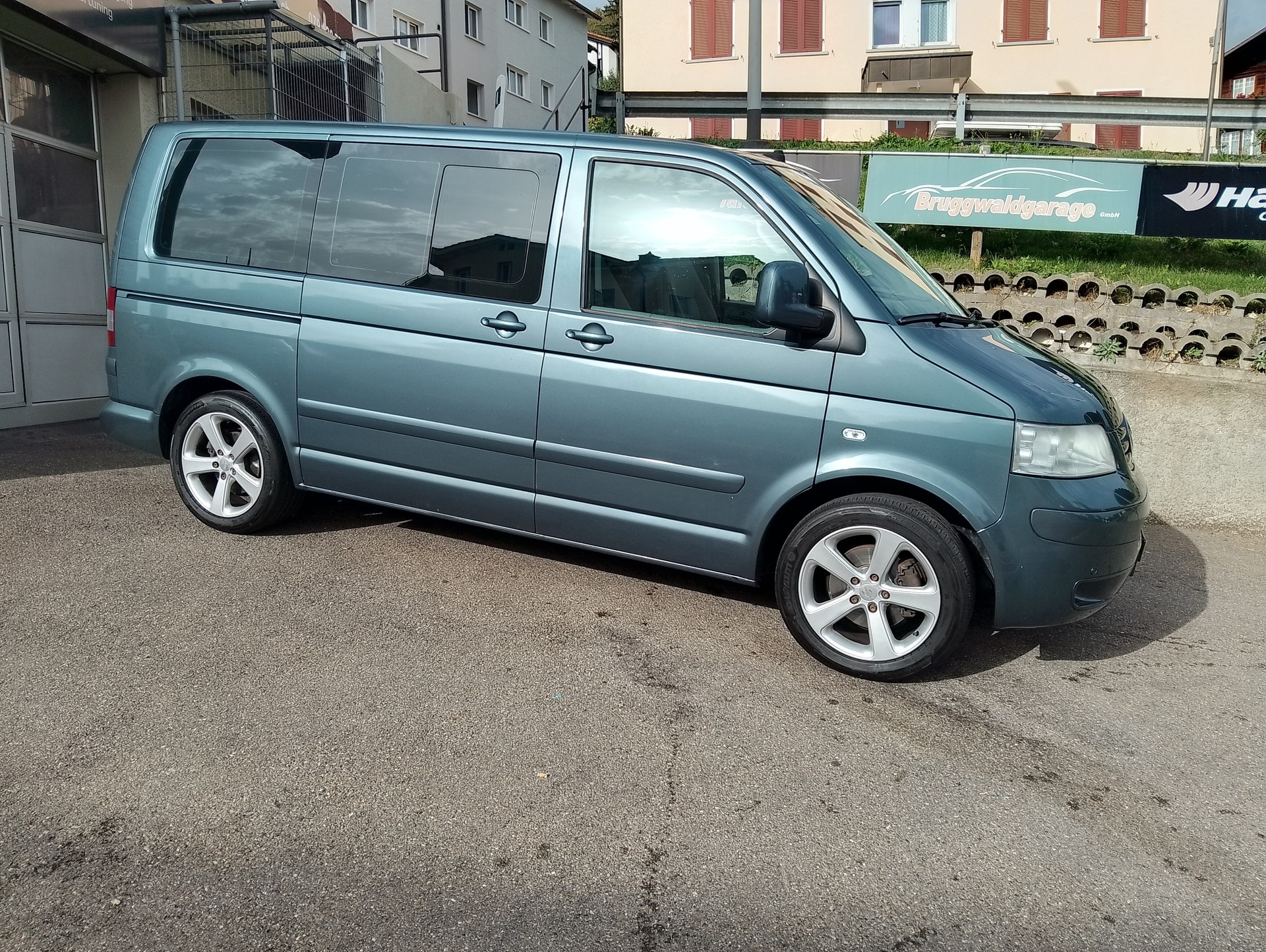VW T5 Multivan Comfortline 2.5 TDI 4M-image-4