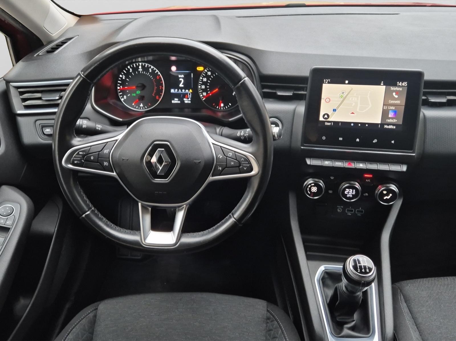 RENAULT Clio 1.0 Intens-image-11