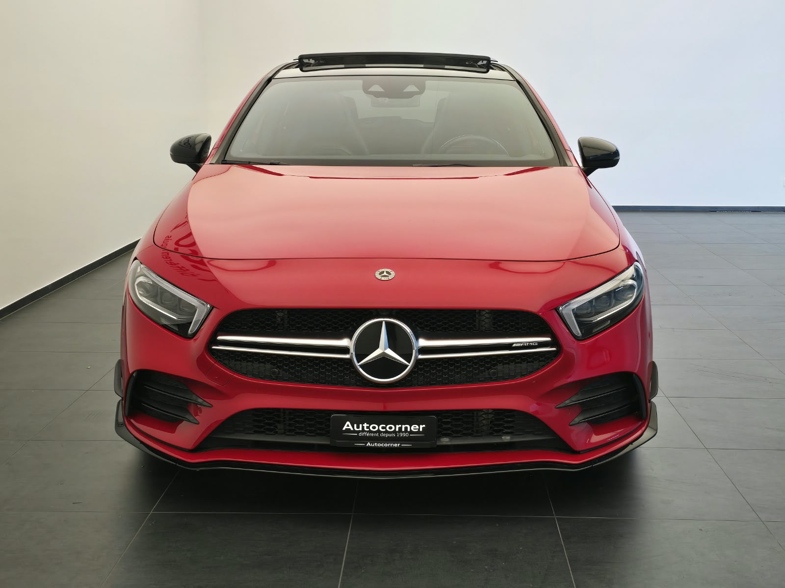 MERCEDES-BENZ A 35 AMG 4Matic Speedshift-showroom-element-3