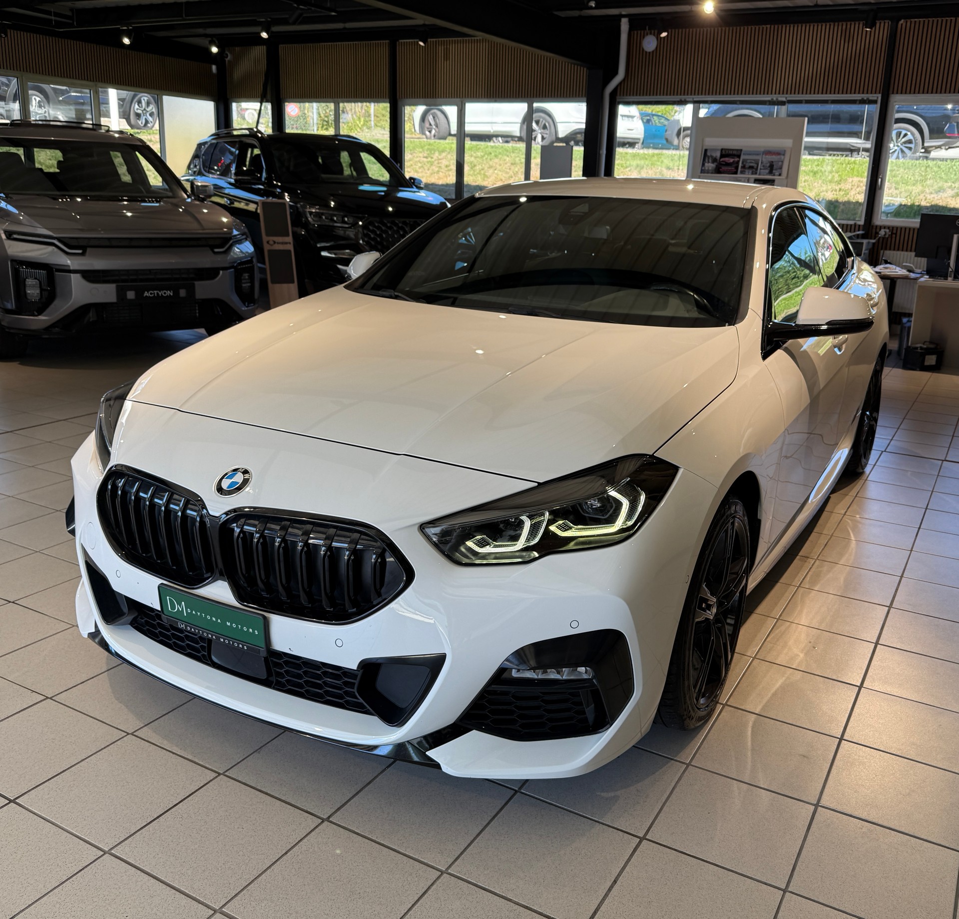 BMW 218d Gran Coupé M Sport Steptronic-image-0