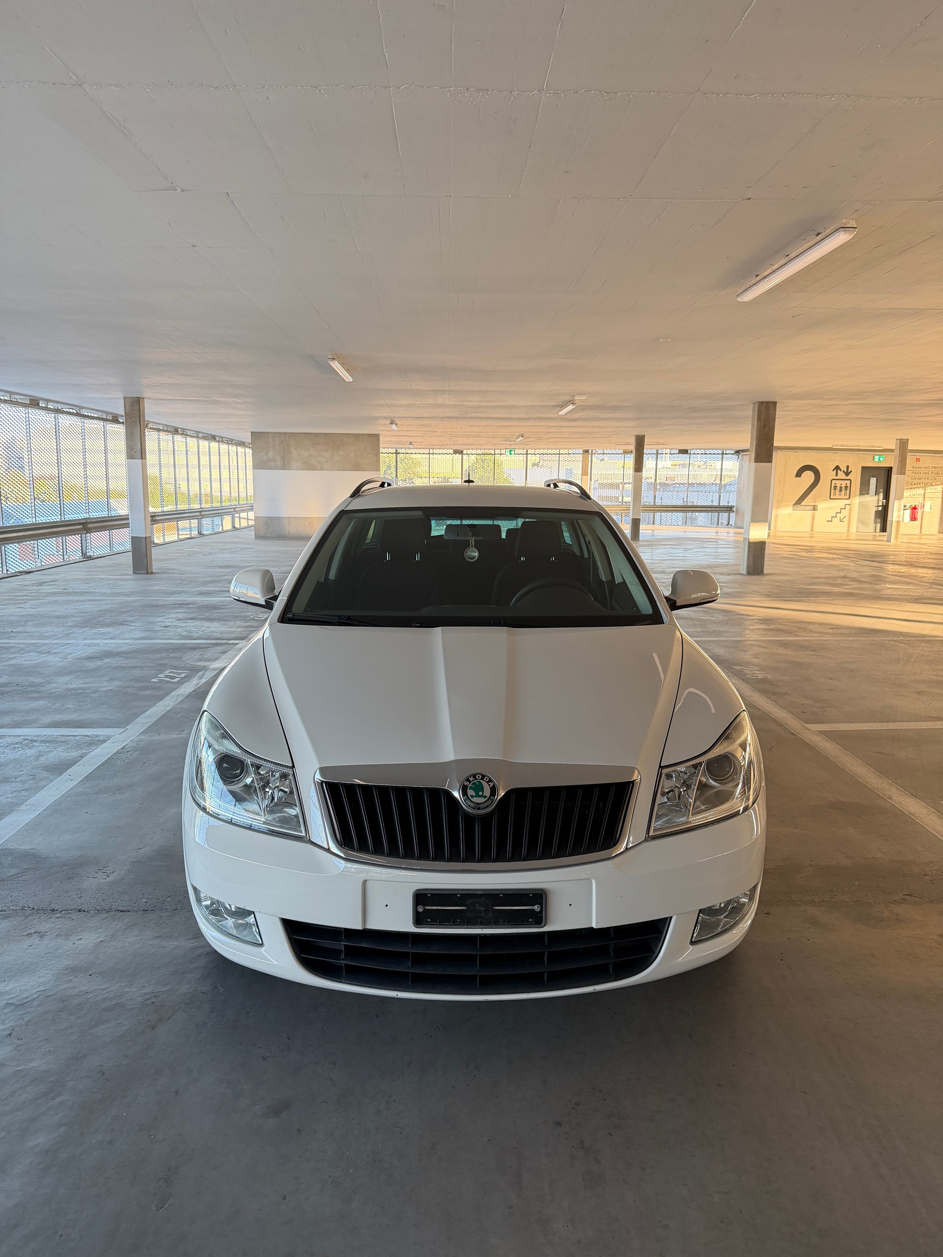 SKODA Octavia Combi 2.0 TDI - Expertise 10/07/2026 - 93.000 Kilometres-image-7