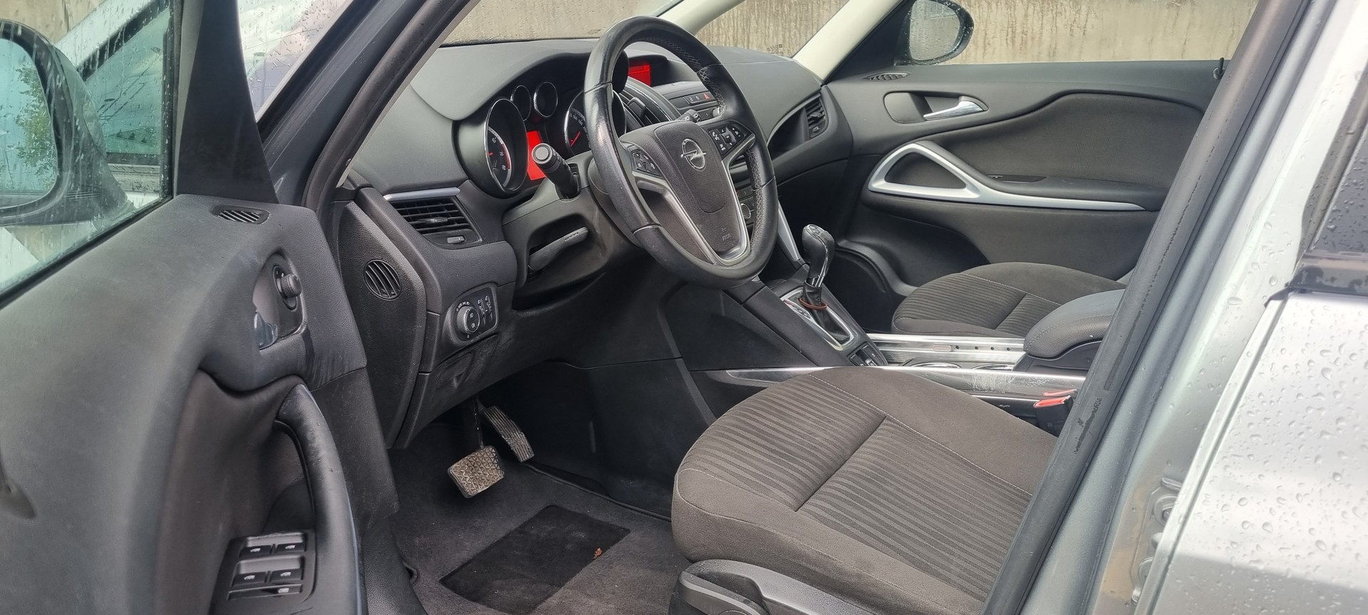 OPEL Zafira Tourer 1.4i 16V Turbo Automatic-image-8