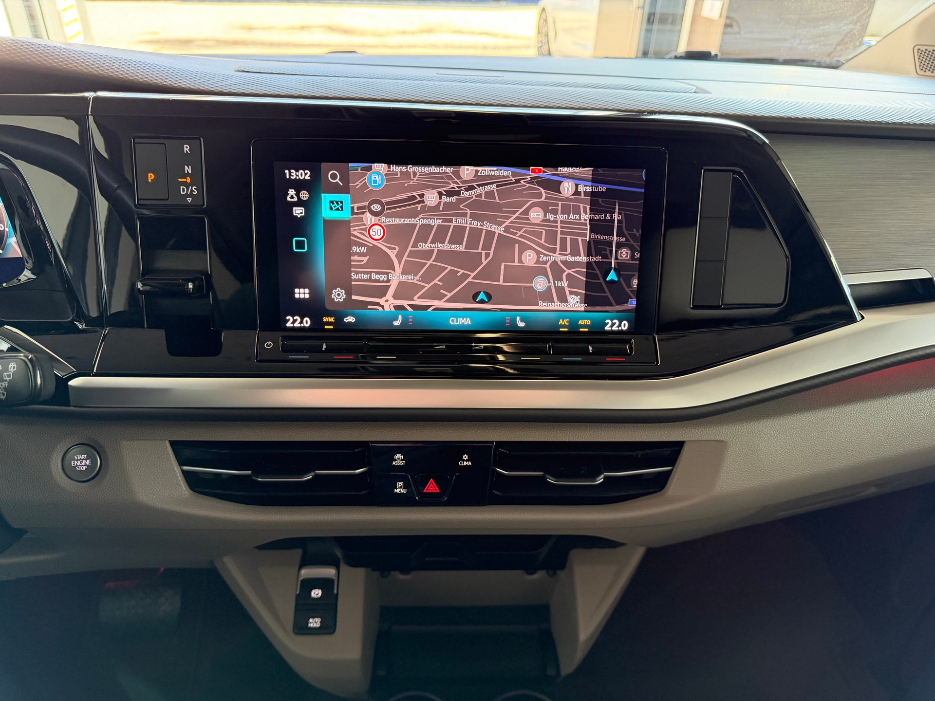VW Multivan 2.0 TDI * EDITION * Life DSG-image-14