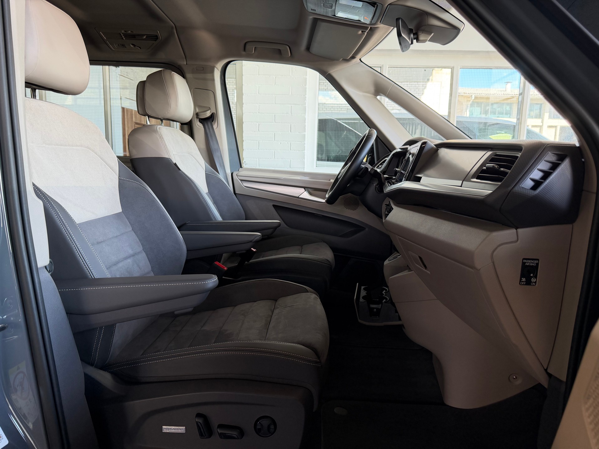 VW Multivan 2.0 TDI * EDITION * Life DSG-image-7