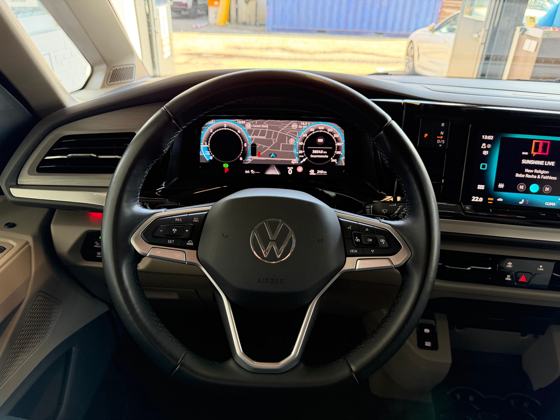 VW Multivan 2.0 TDI * EDITION * Life DSG-image-13