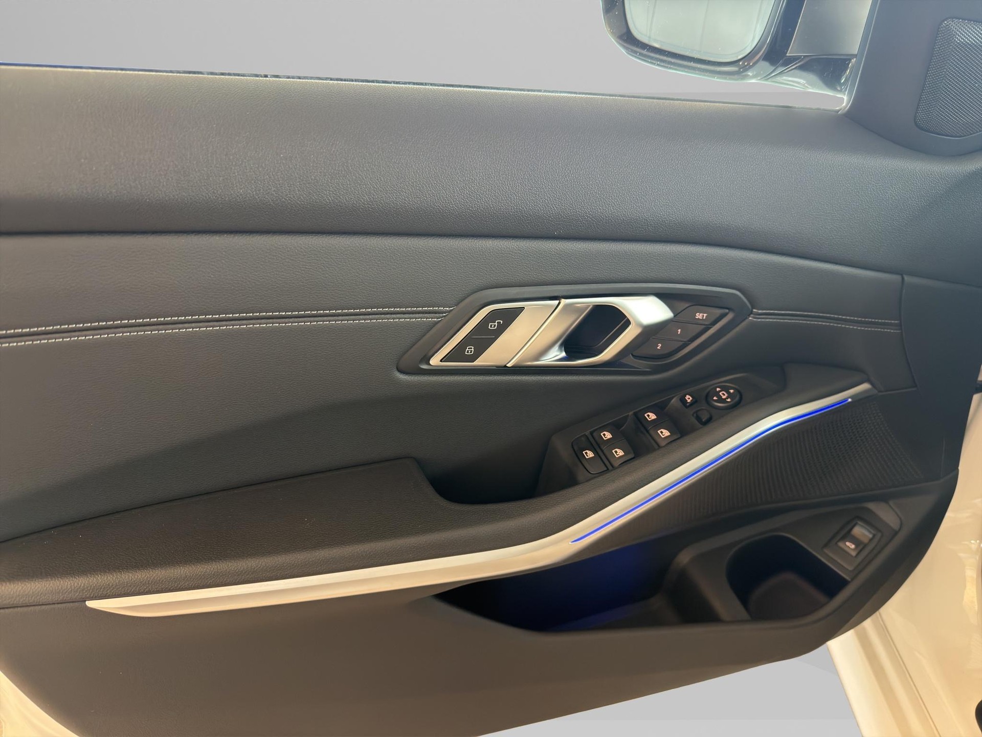 BMW M340d xDrive-image-17