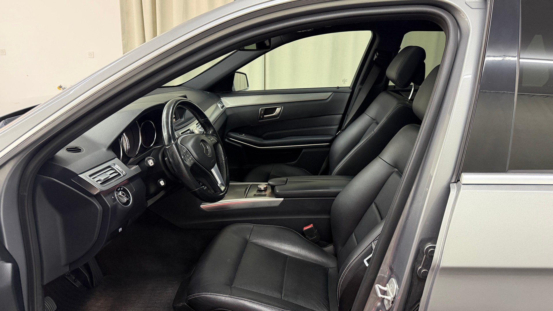 MERCEDES-BENZ E 220 CDI Avantgarde 7G-Tronic-image-6