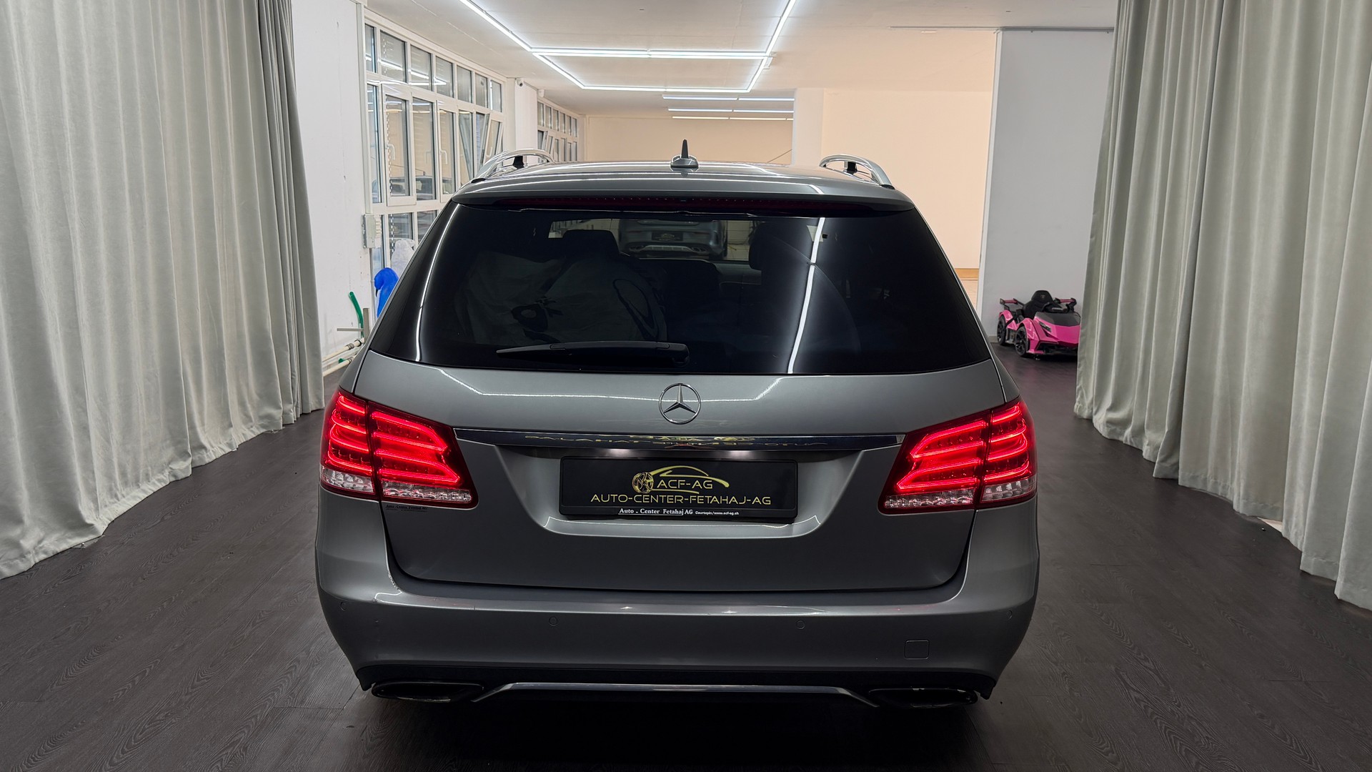 MERCEDES-BENZ E 220 CDI Avantgarde 7G-Tronic-image-4