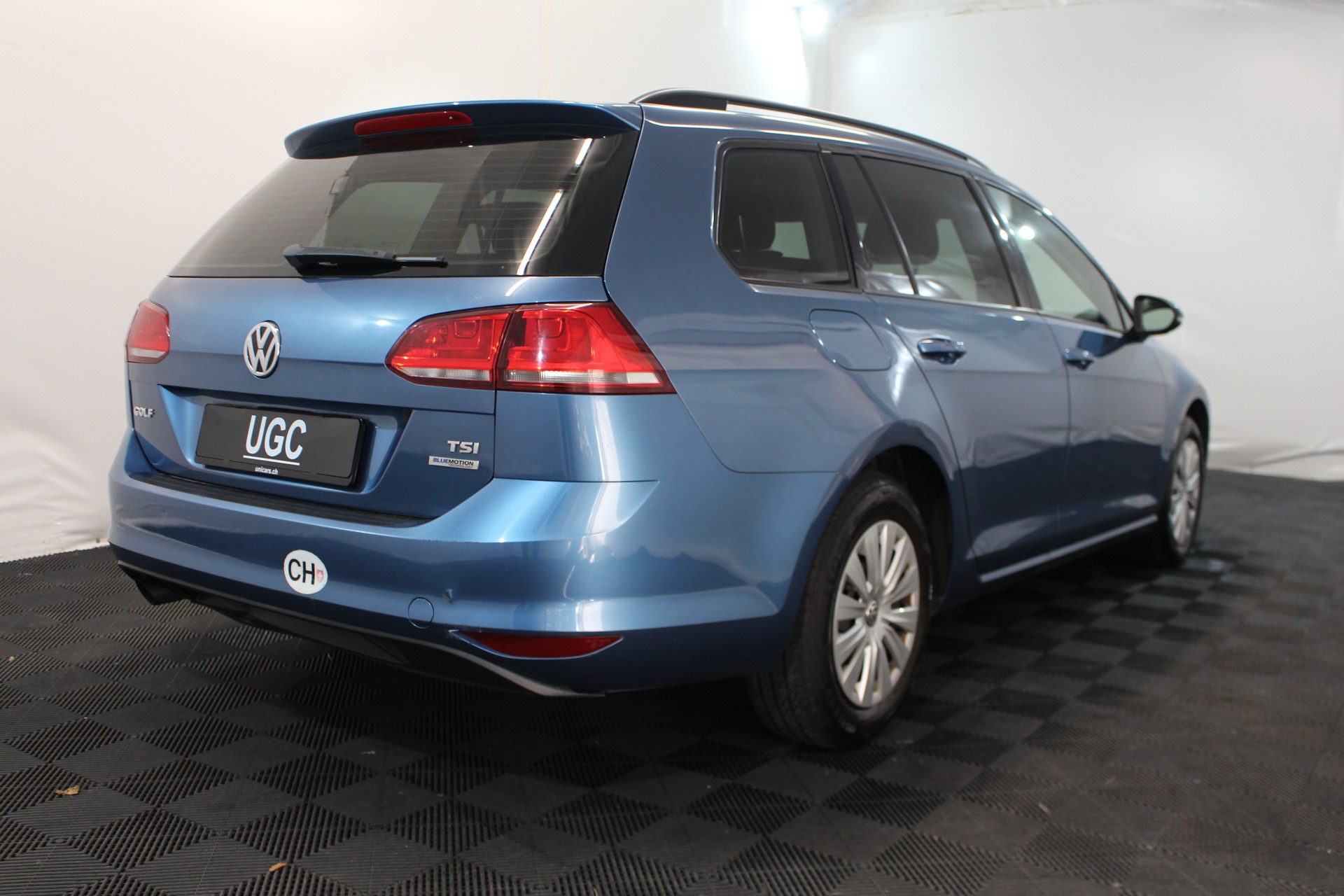VW Golf VII Variant 1.2 TSI Trendline-image-5