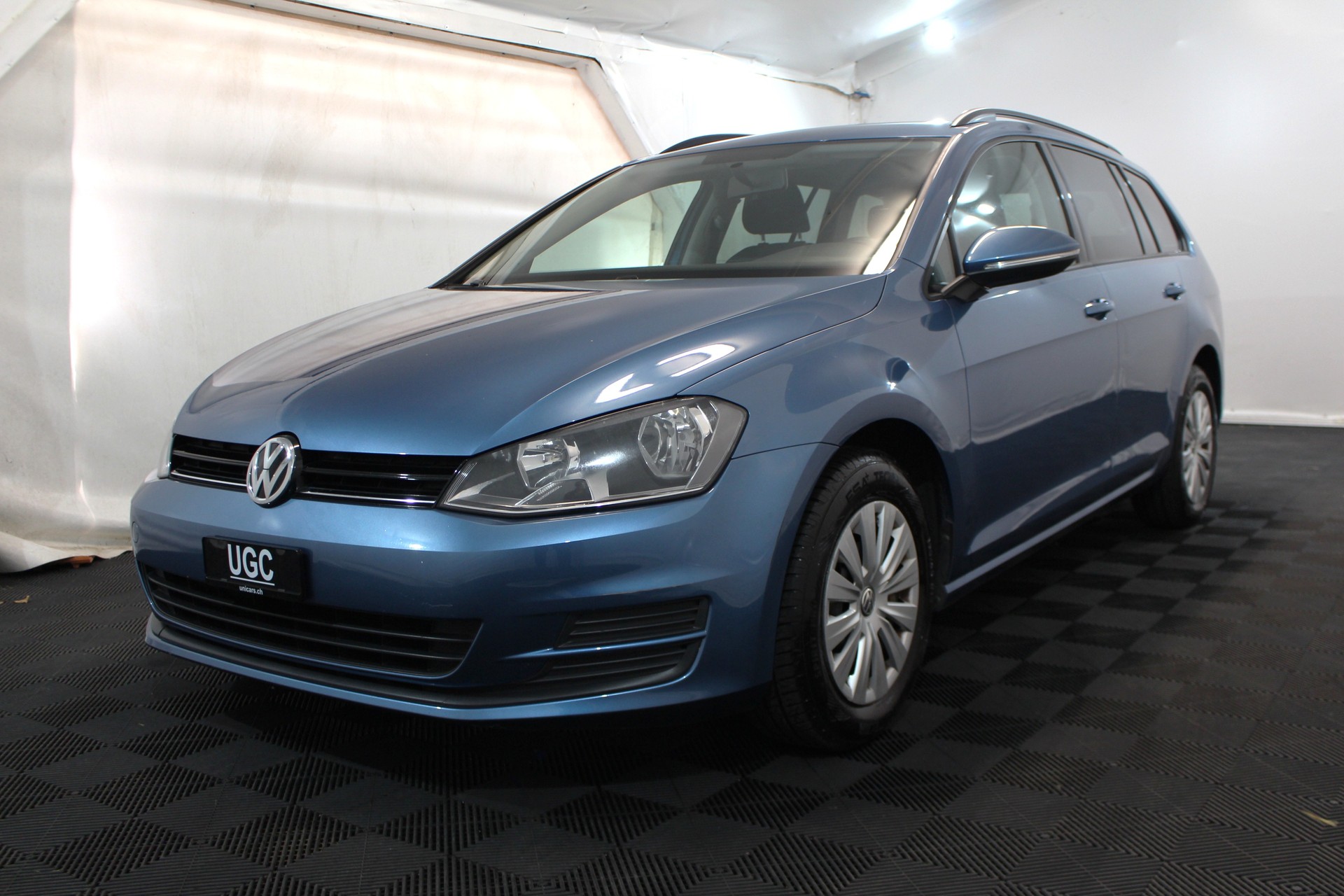 VW Golf VII Variant 1.2 TSI Trendline-image-2