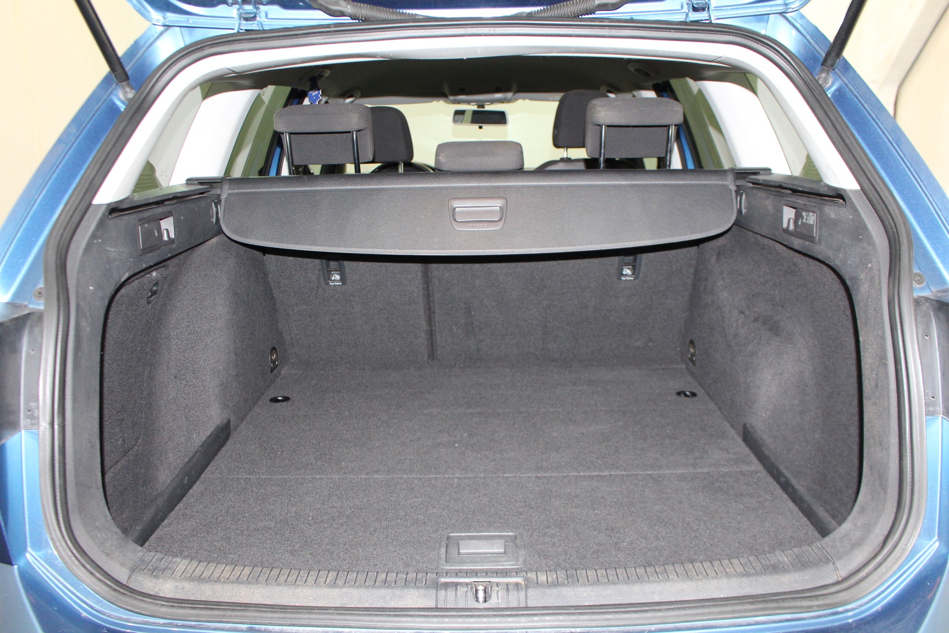 VW Golf VII Variant 1.2 TSI Trendline-image-8