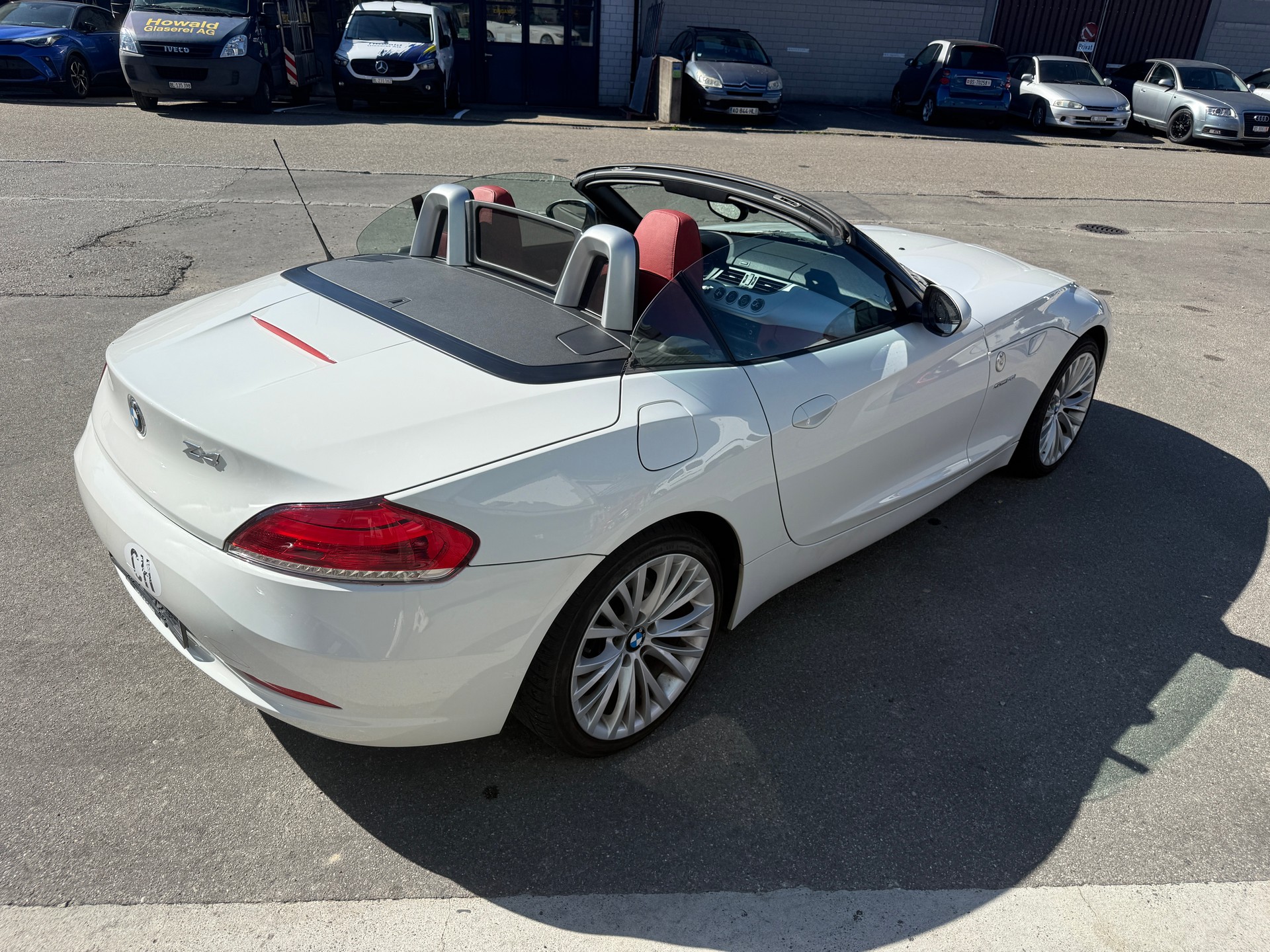 BMW Z4 sDrive20i Steptronic-image-4