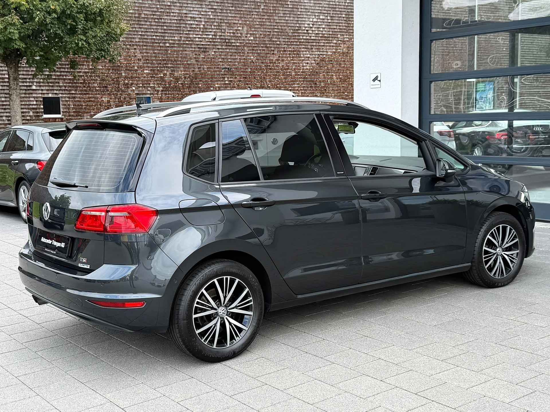 VW Golf Sportsvan 1.4 TSI Comfortline DSG-image-10