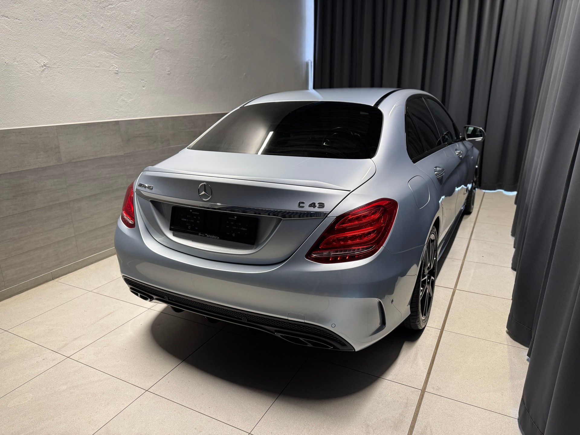 MERCEDES-BENZ C 43 AMG 4Matic 9G-Tronic (45)-image-5