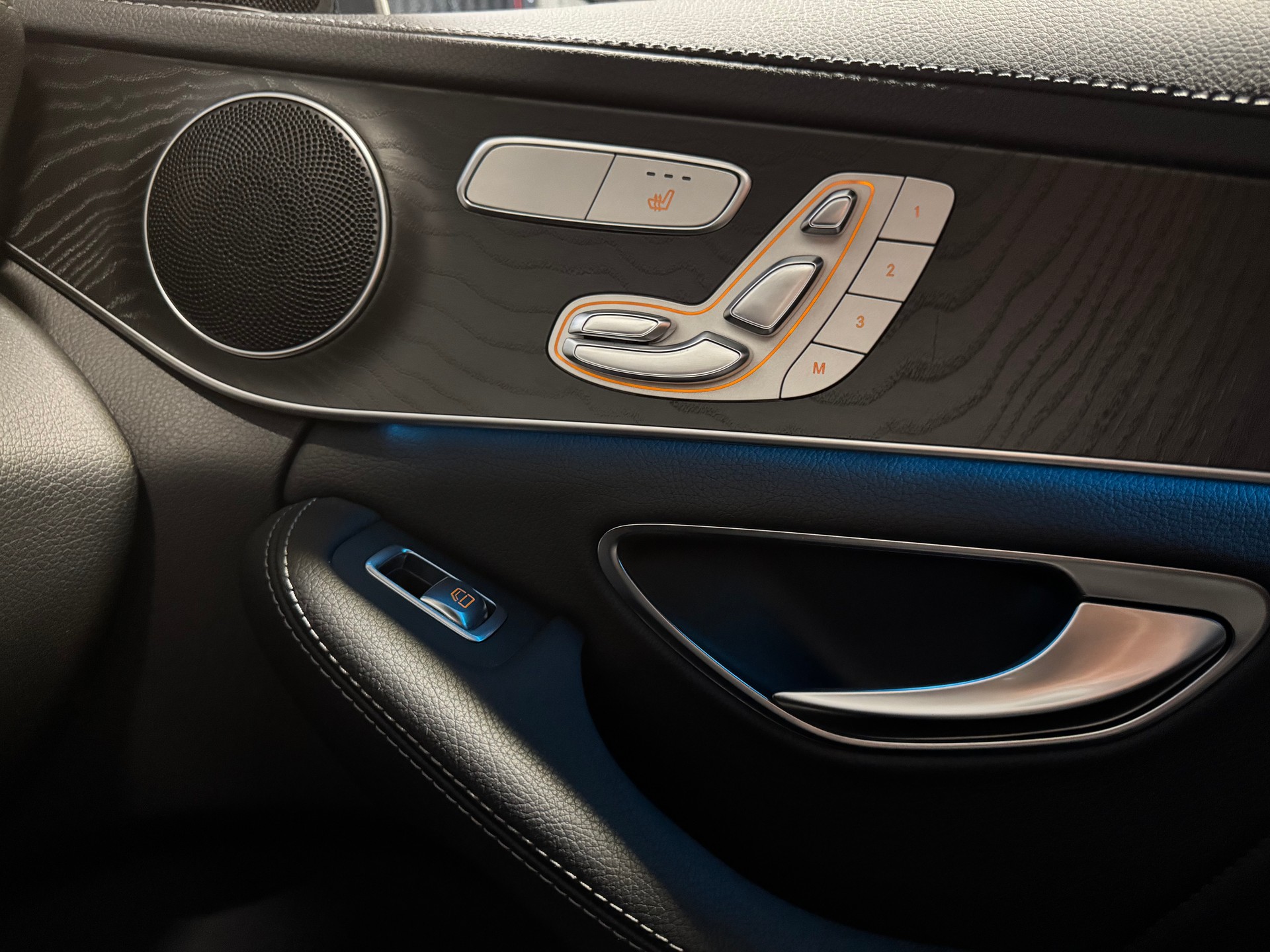 MERCEDES-BENZ C 43 AMG 4Matic 9G-Tronic (45)-image-19
