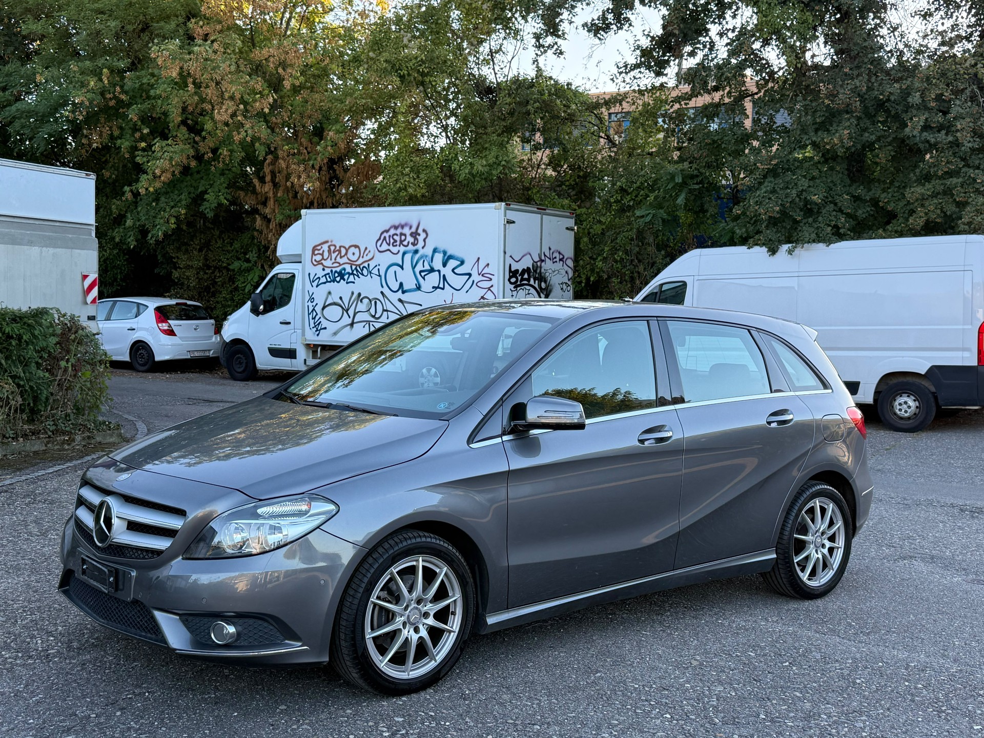 MERCEDES-BENZ B 180 CDI 7G-DCT-image-1