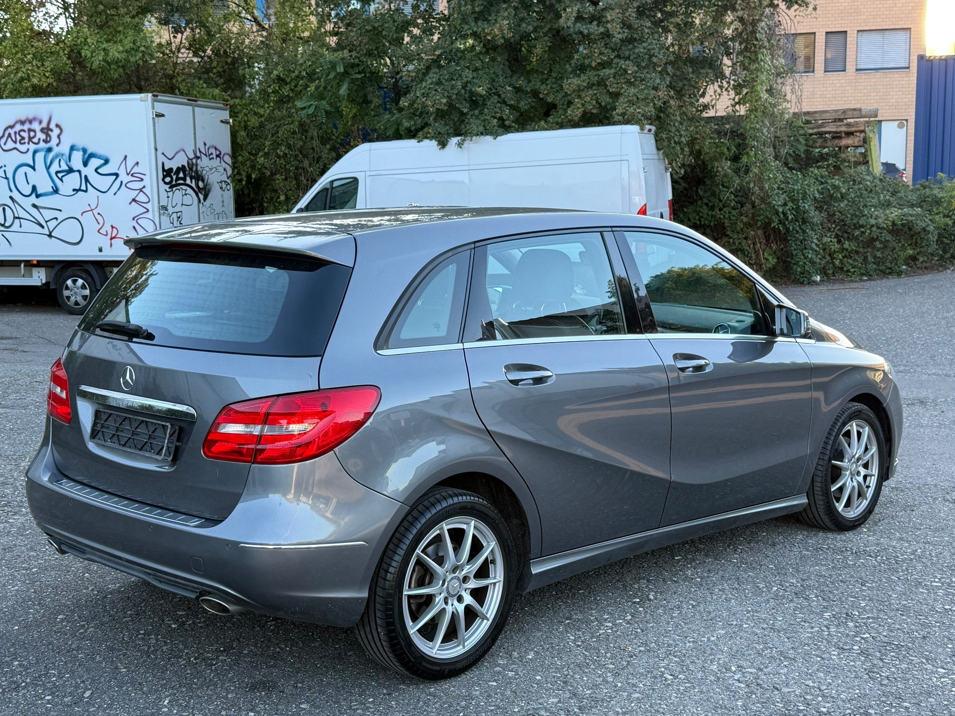 MERCEDES-BENZ B 180 CDI 7G-DCT-image-4