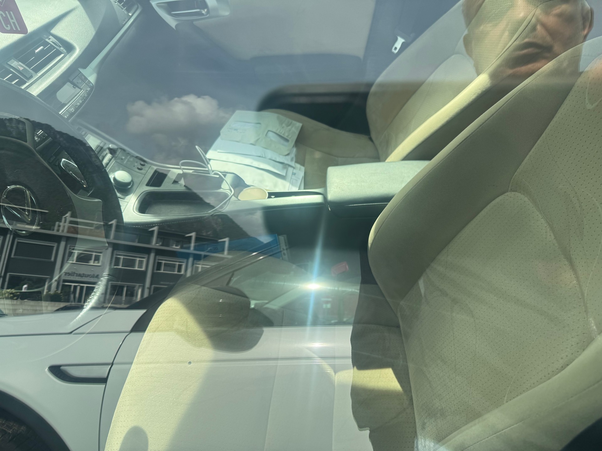 LEXUS CT 200h 1.8 excellence CVT-image-7